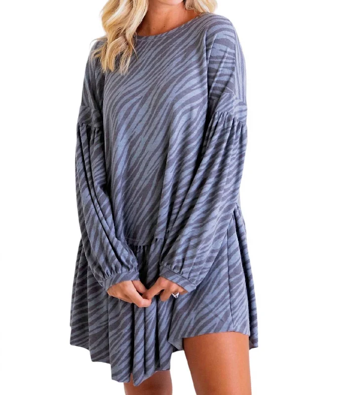 Act Fast Zebra Knit Ruffle Dress In Grey