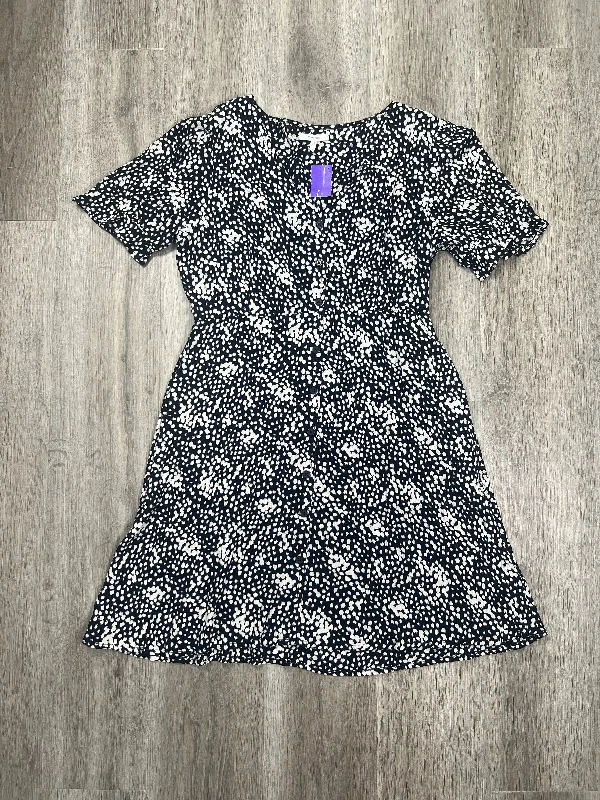 Unmissable Offer Dress Casual Short By Maurices  Size: M